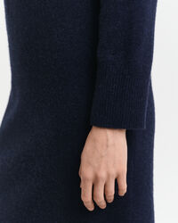 Jurk met col en visgraatmotief