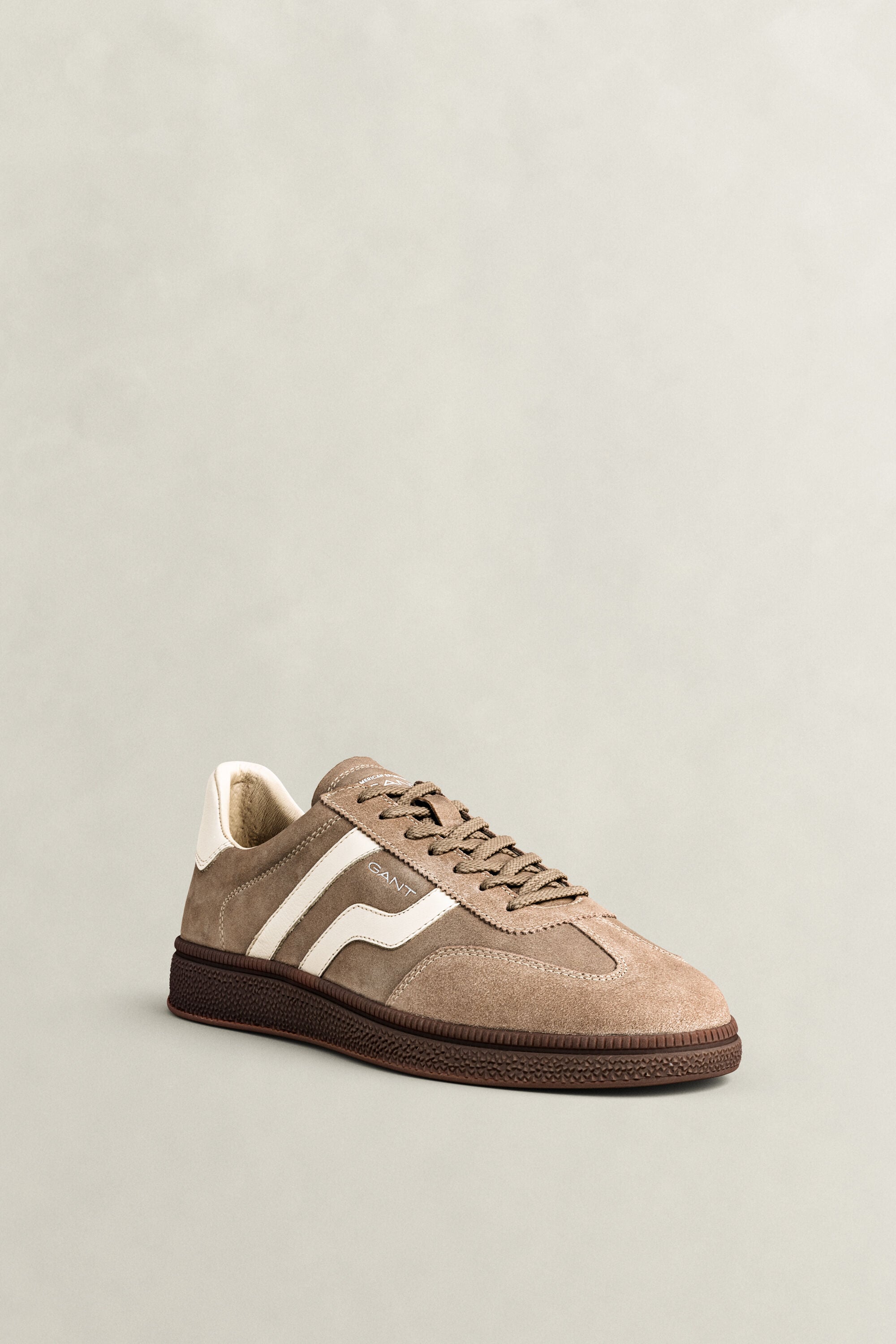 Cuzmo suède sneakers