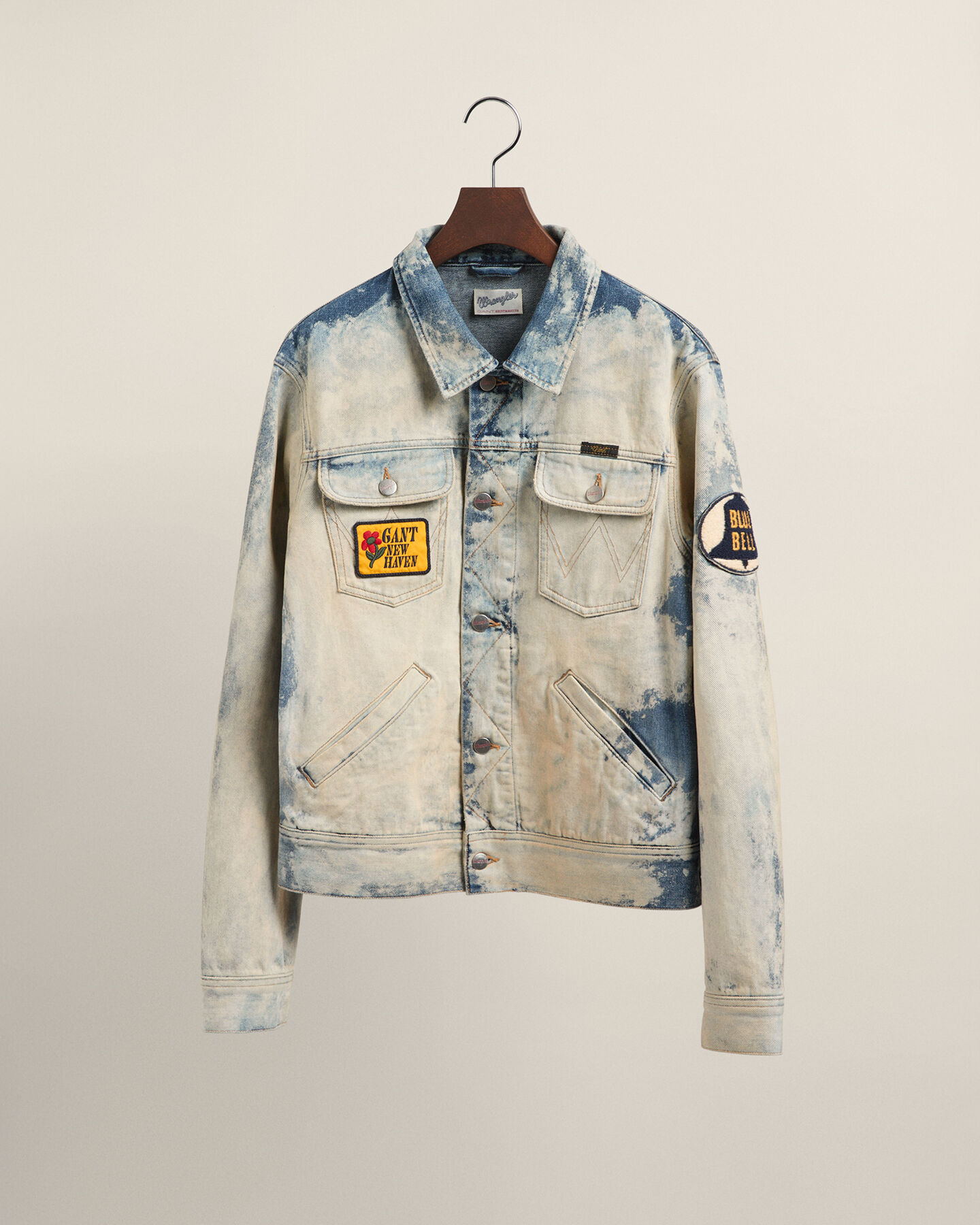 Wrangler x GANT jack van gebleekt denim