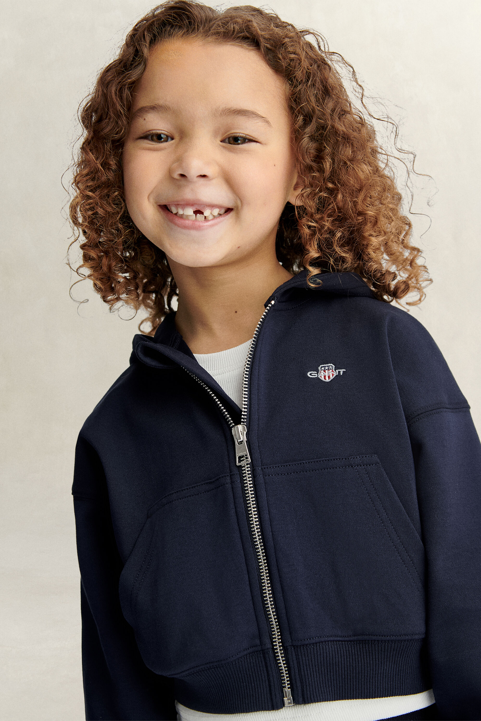 Girls cropped Shield hoodie met ritssluiting