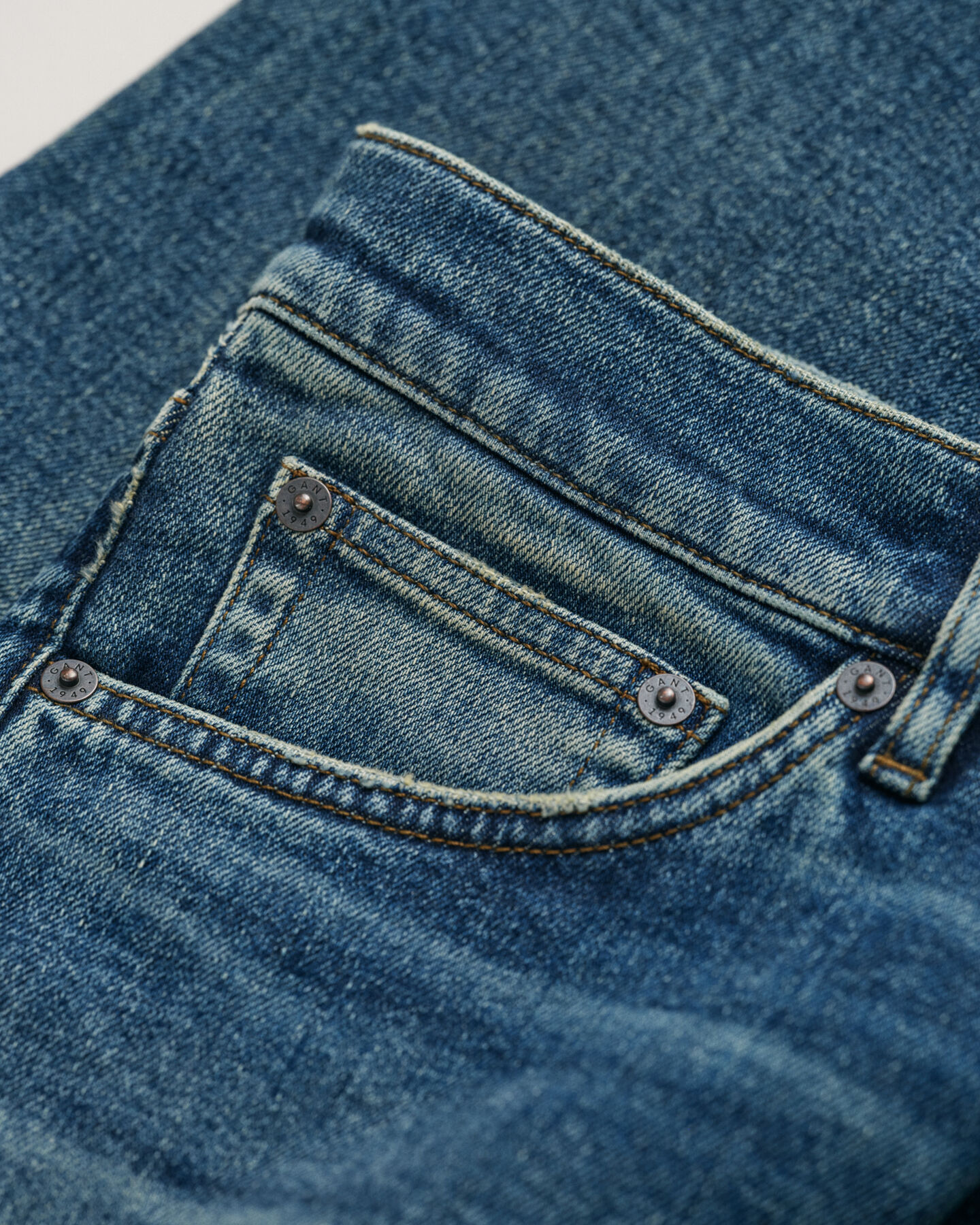 Regular Fit jeans met vintage wassing
