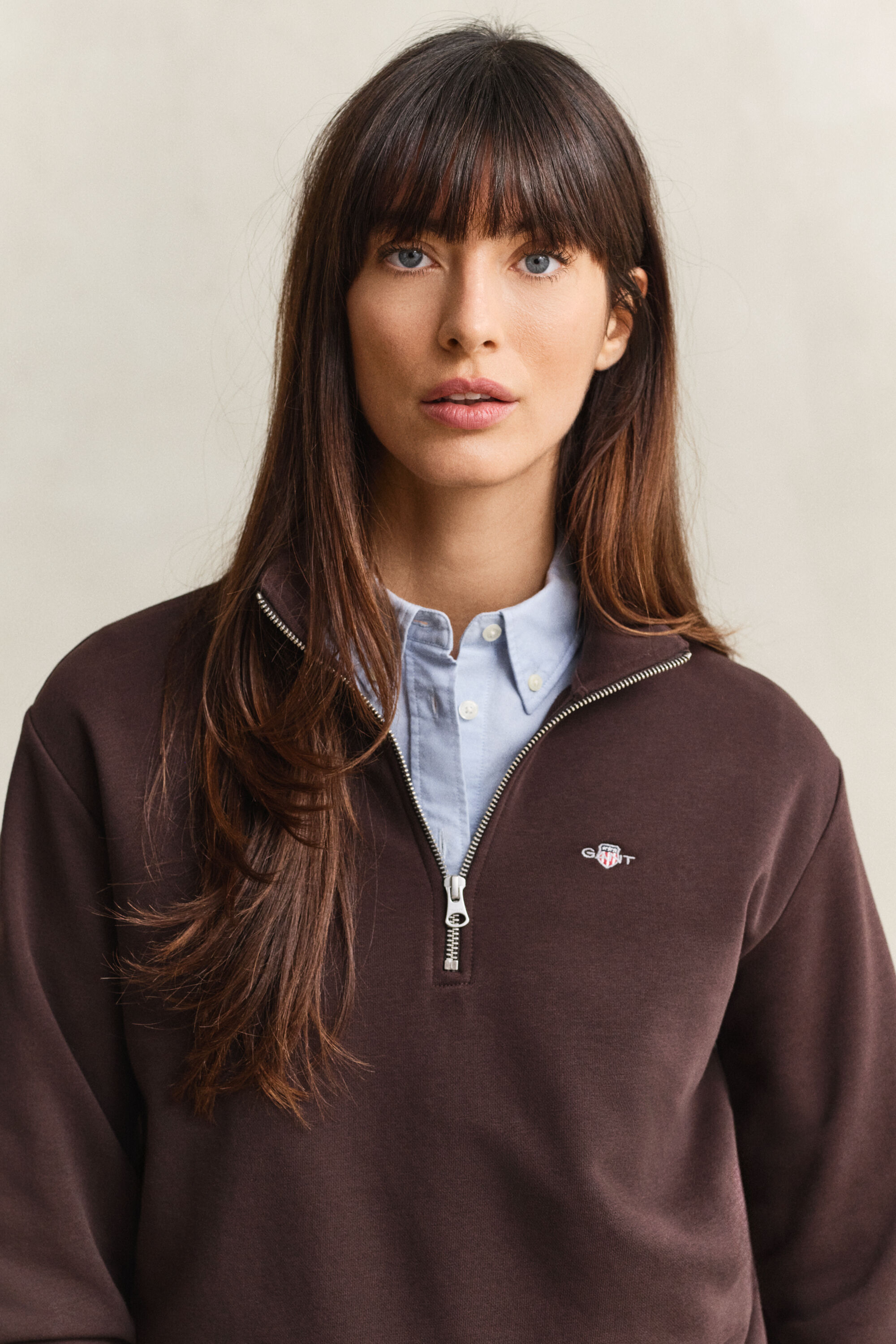 Shield sweatshirt met korte rits