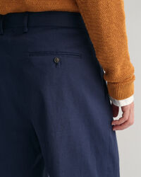 Korte kostuumbroek van katoen en linnen