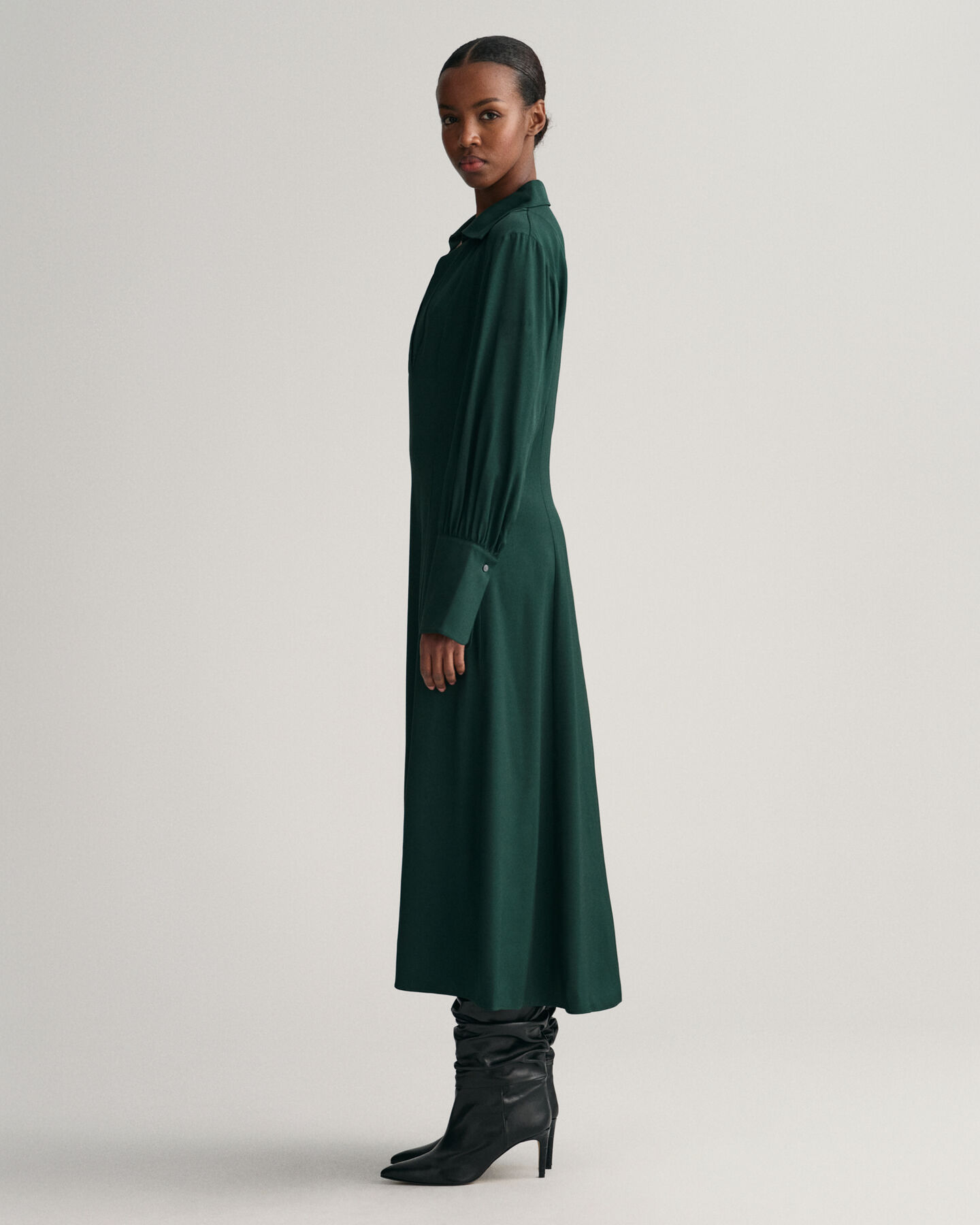 Slim Fit jurk met brede manchetten