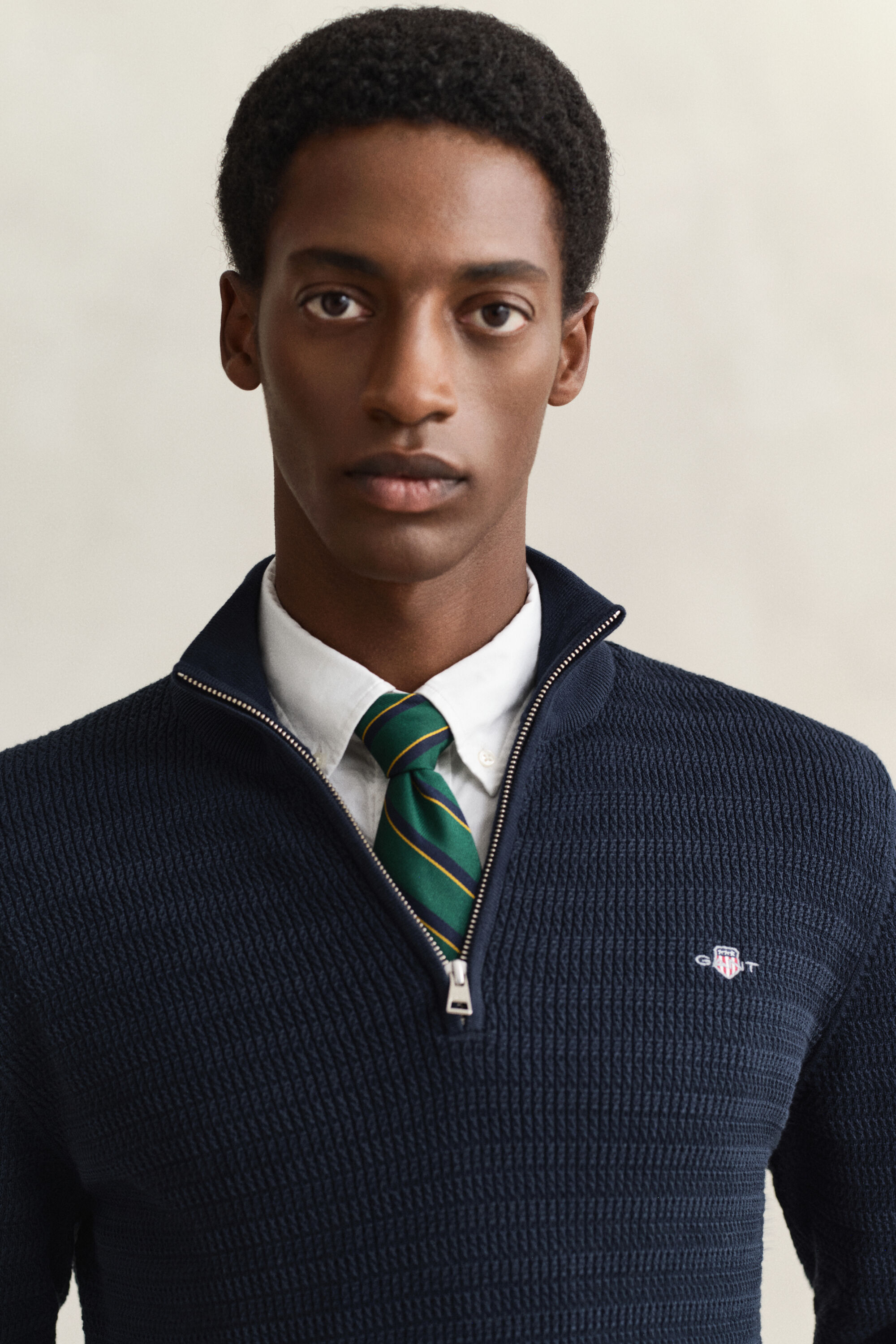 Gebreide trui met minikabels en korte rits