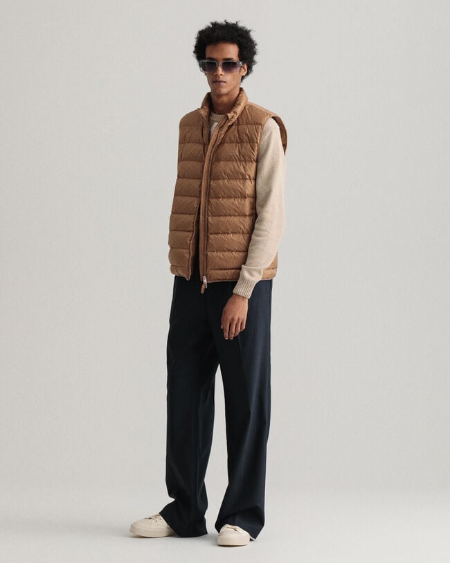 Lichte donsbodywarmer