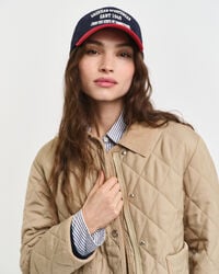 Gewatteerd jack met corduroy details