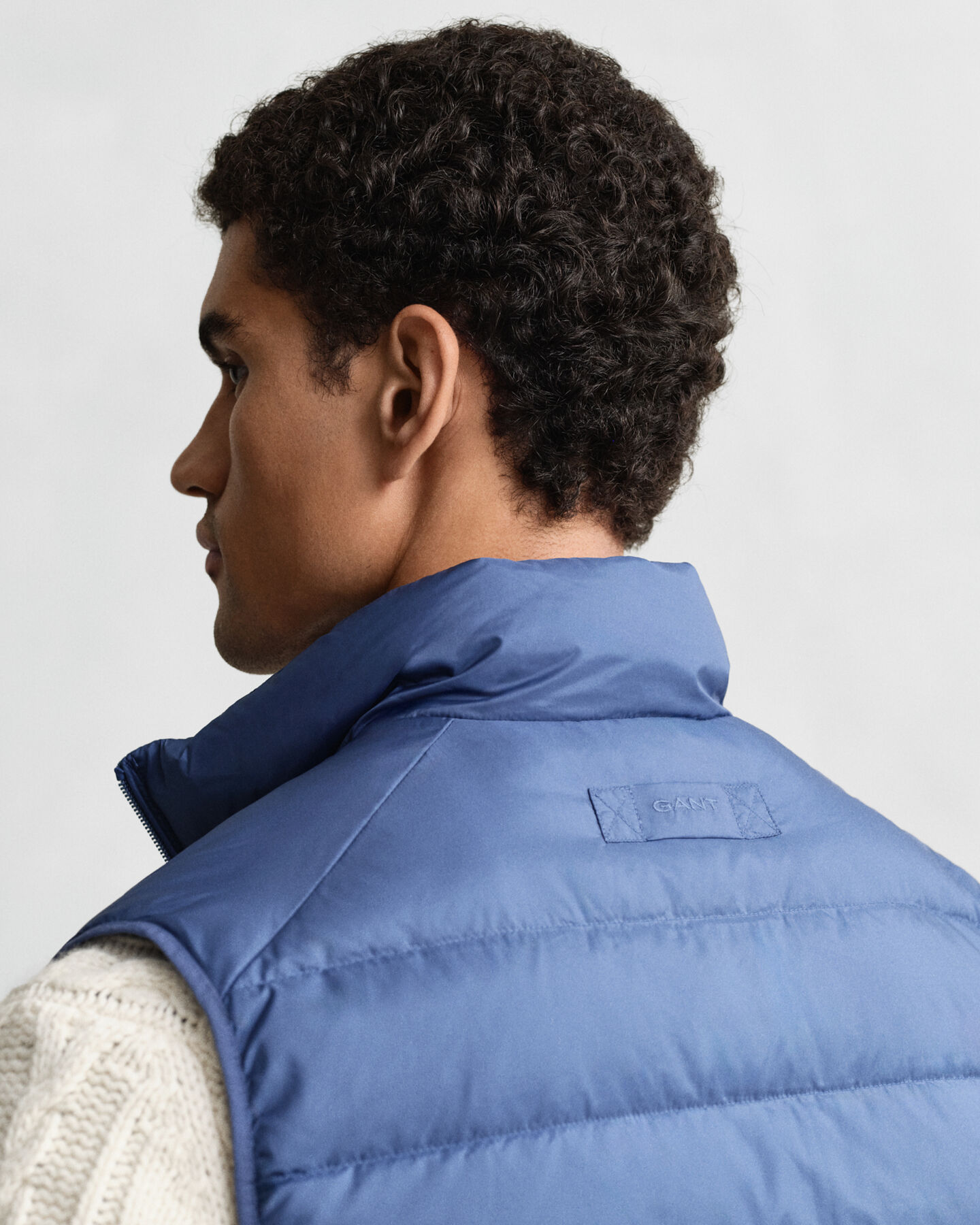 Lichte donsbodywarmer