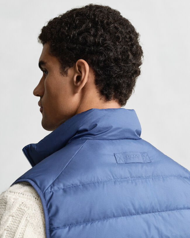 Lichte donsbodywarmer