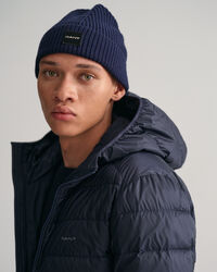 Licht donsjack met capuchon