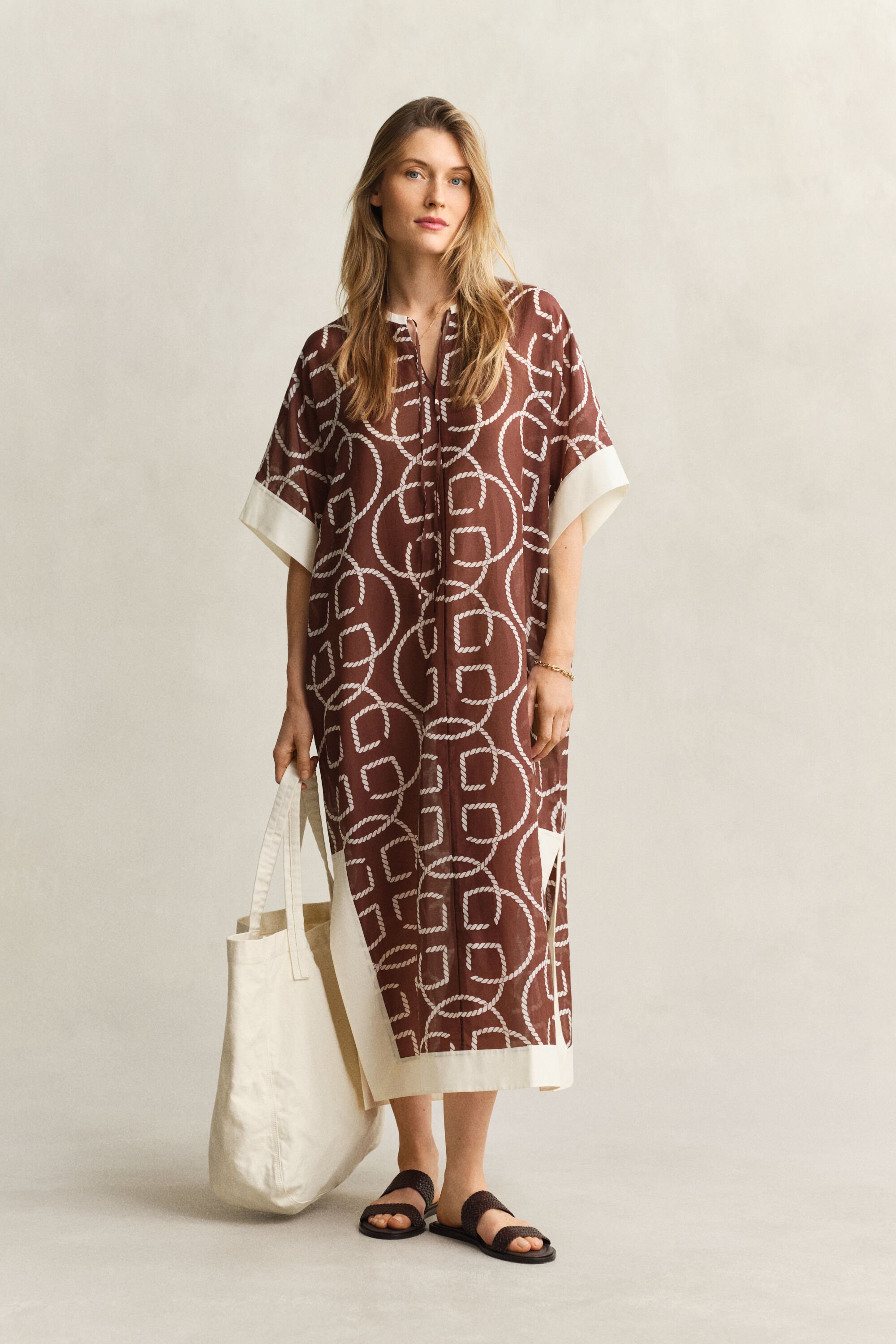 Kaftan van katoenzijde met monogram