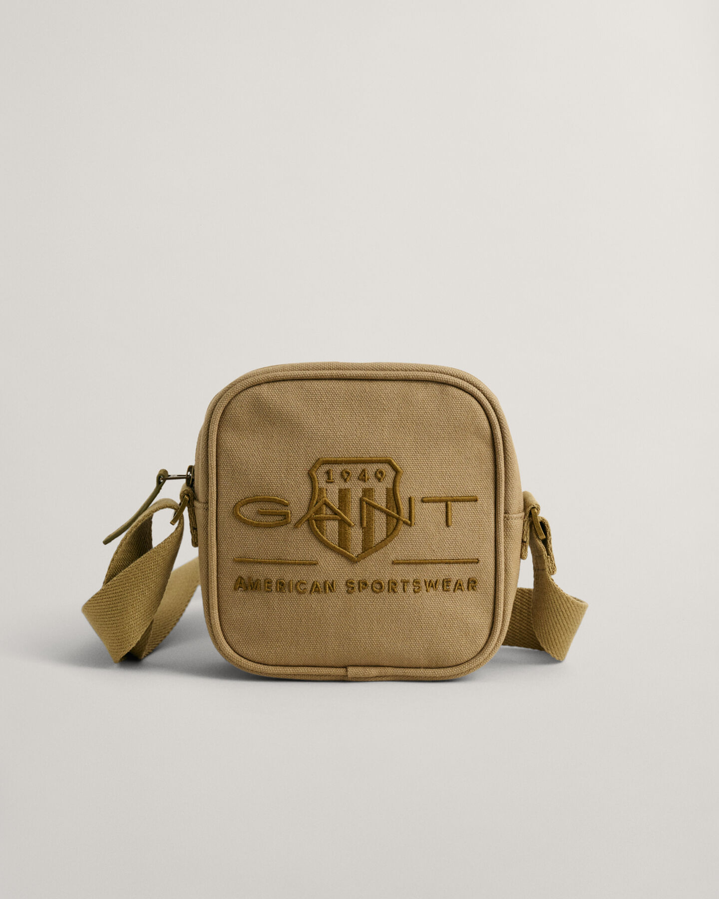 Tonal Shield crossbodytas