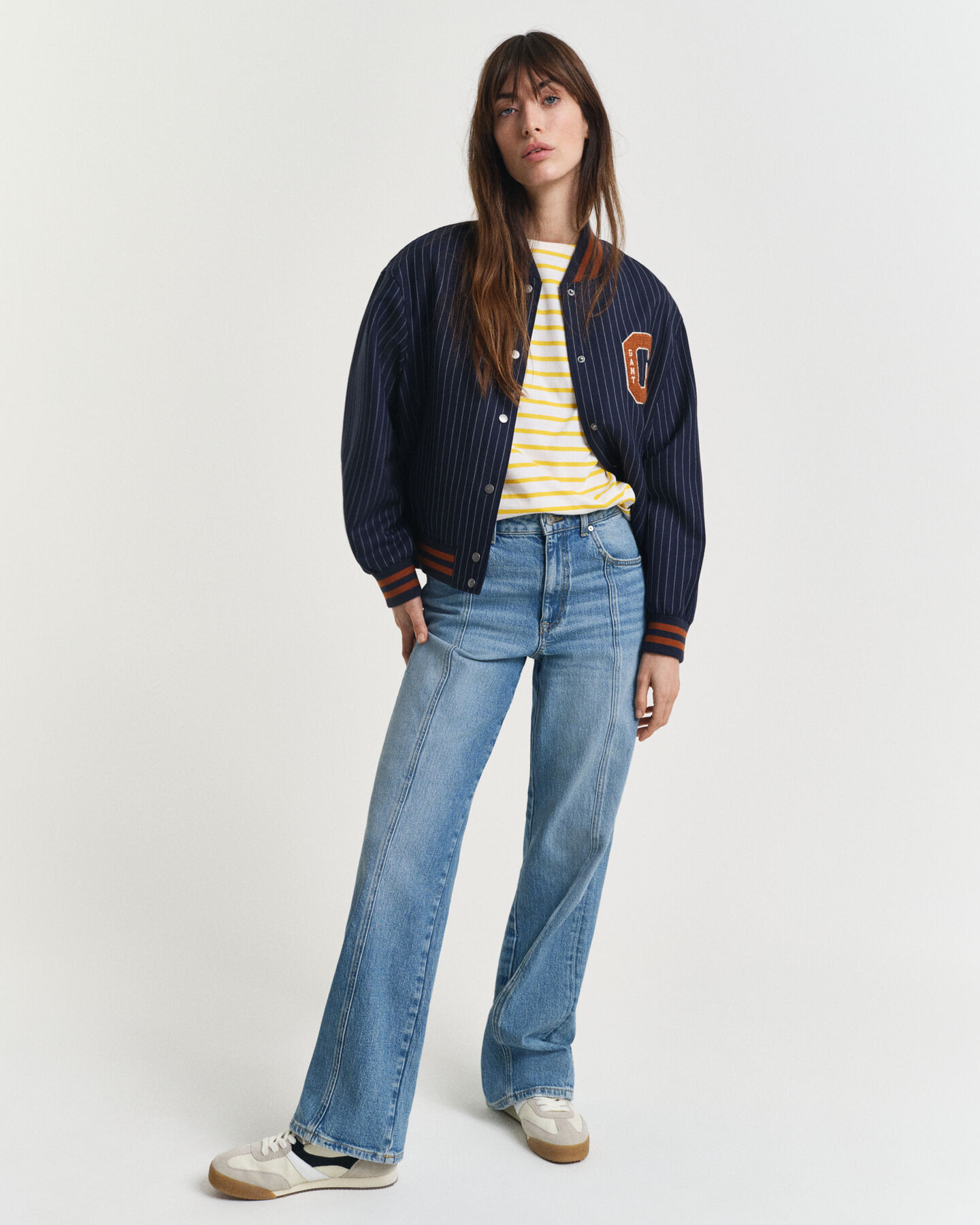 T-shirt met boothals en strepen