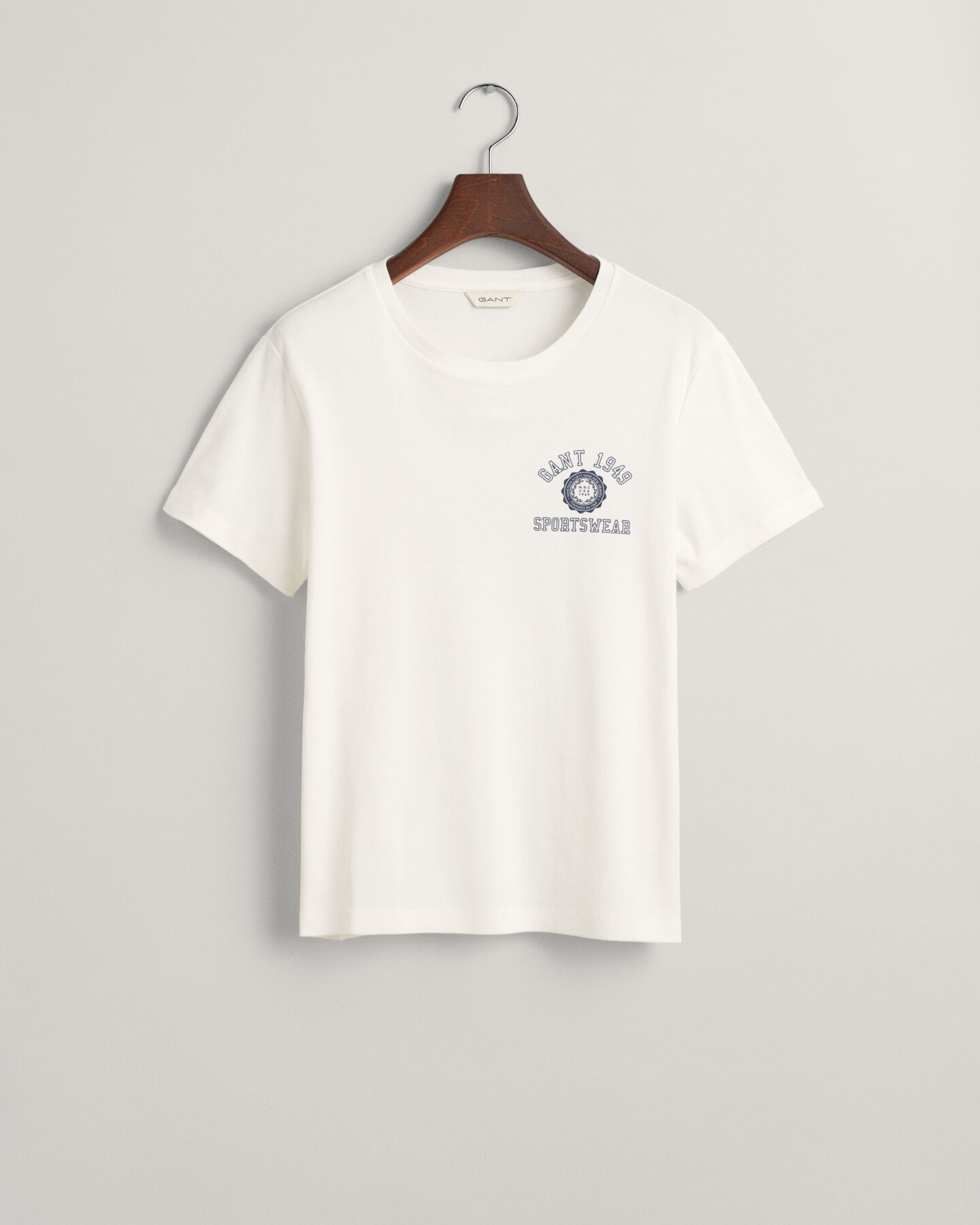 Crest Graphic T-shirt