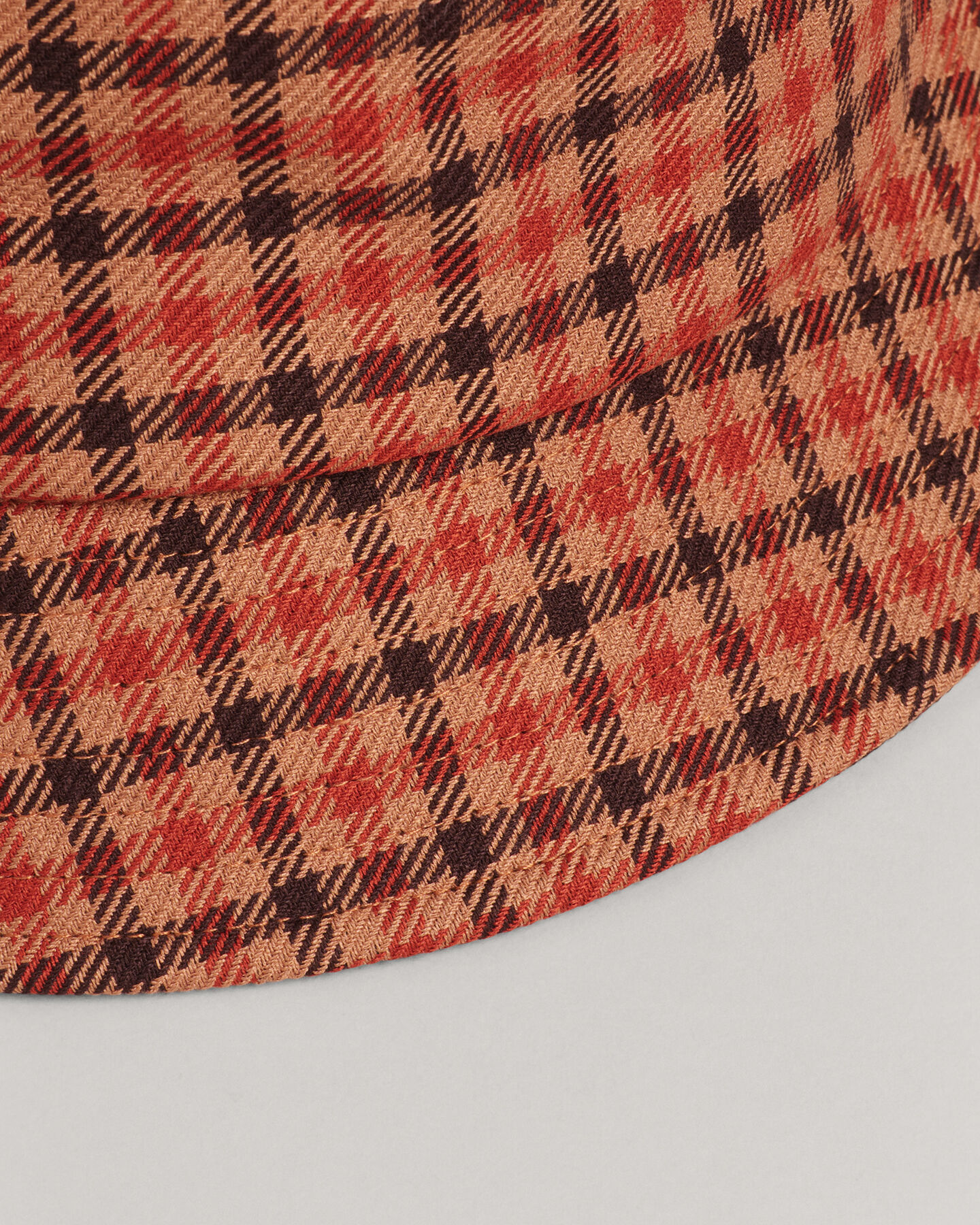 Geruit vissershoedje