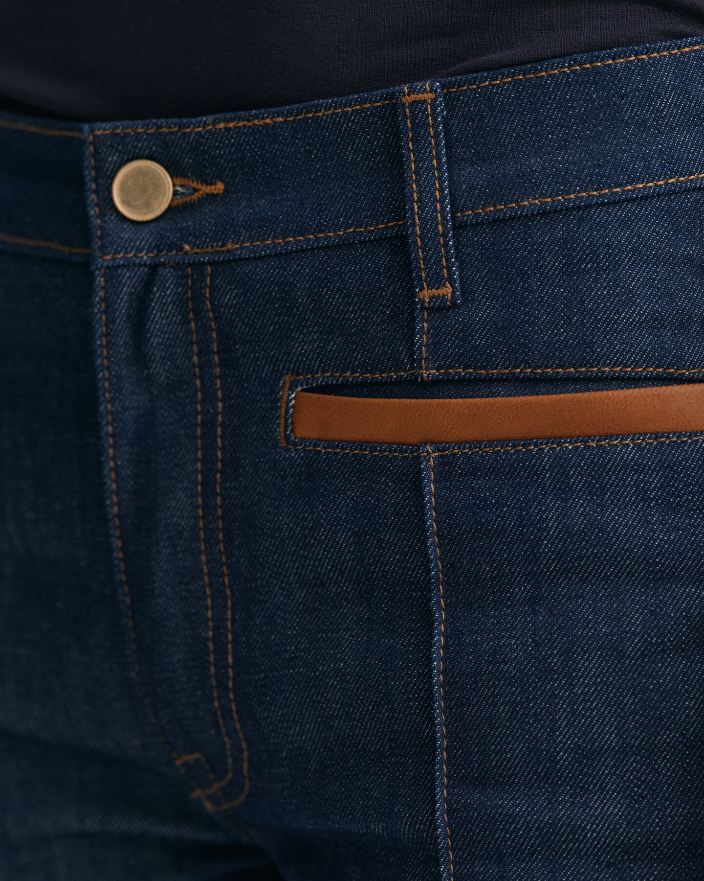 Slim Fit jeans met leren detail