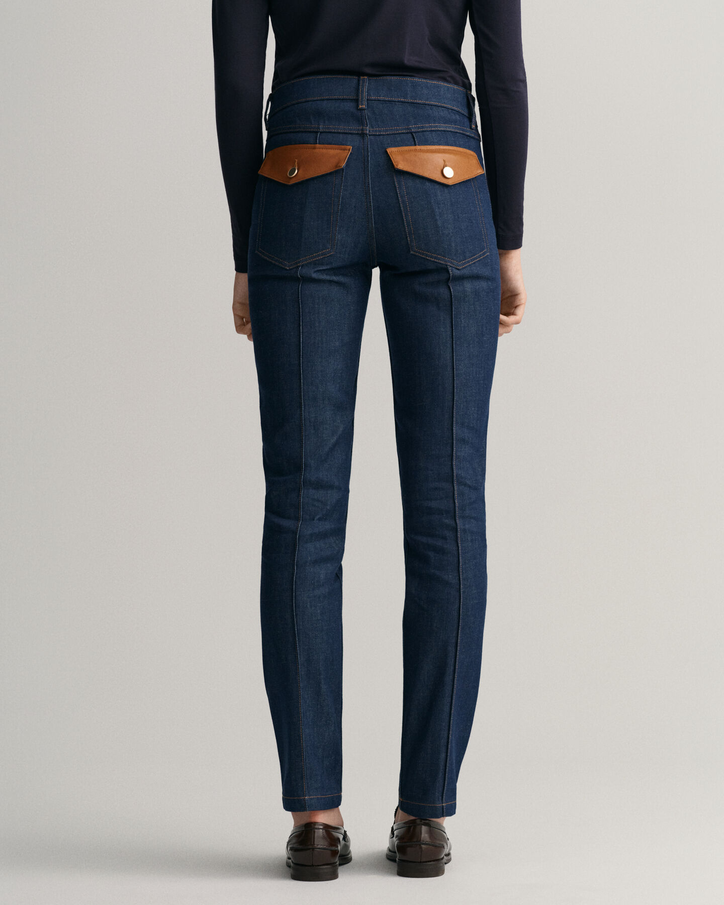 Slim Fit jeans met leren detail