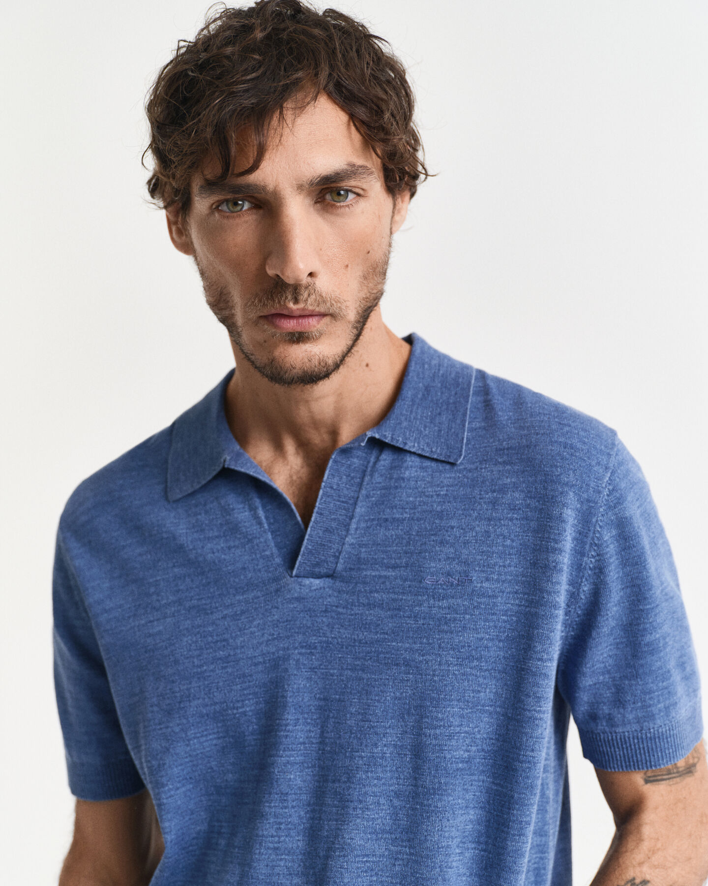 Sunfaded polotrui met korte mouwen