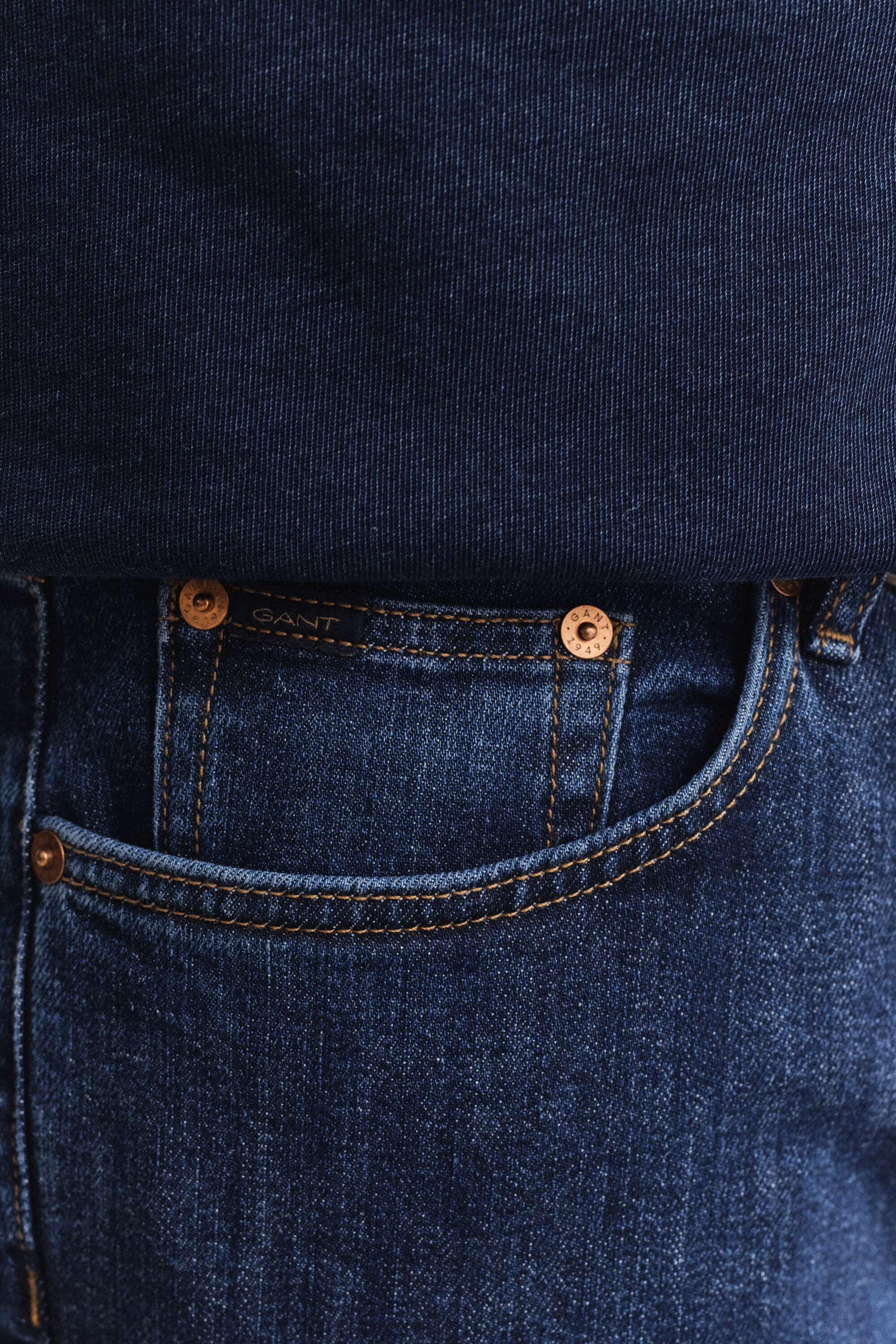 Slim Fit Clean Wash jeans