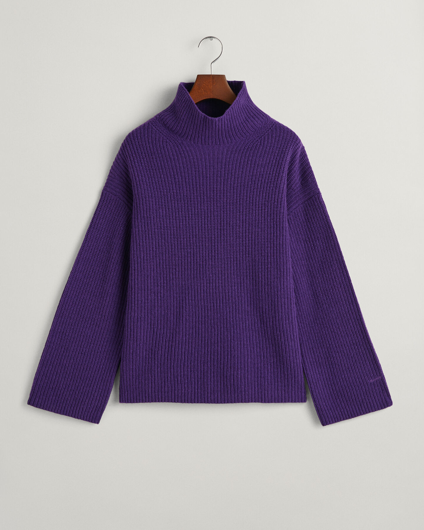 Sweater met opstaande kraag van geribde wol