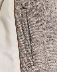 Wollen jas met contrasterende kraag