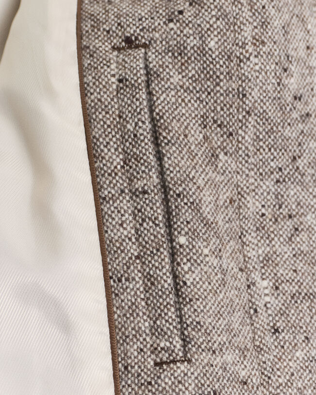 Wollen jas met contrasterende kraag