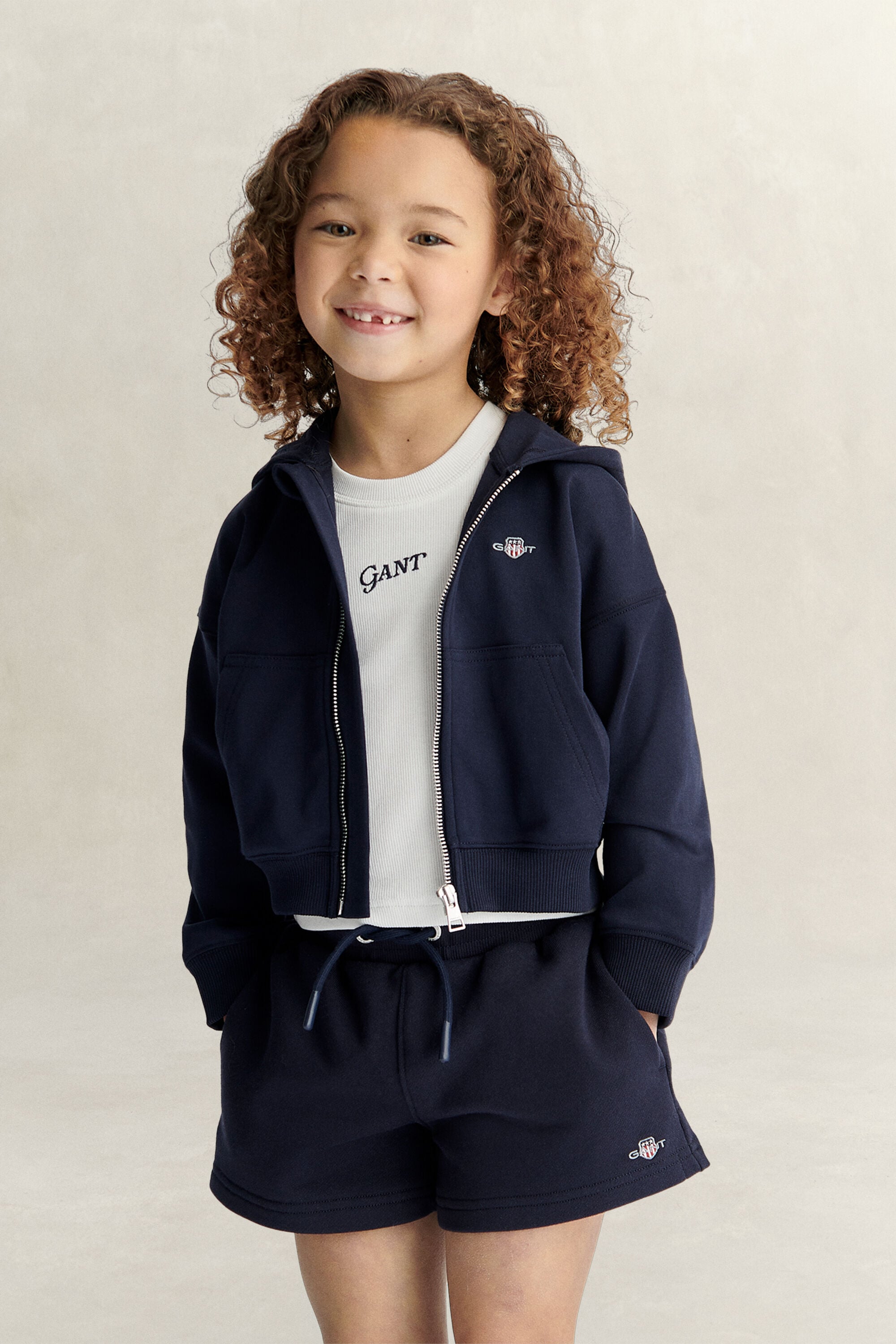 Girls cropped Shield hoodie met ritssluiting