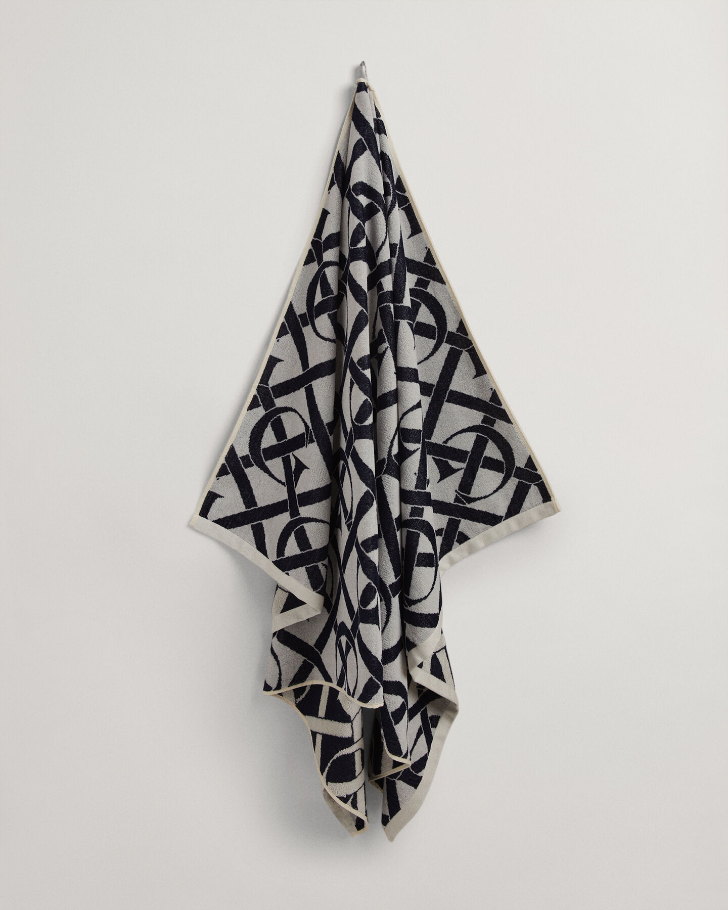 Monogram strandlaken