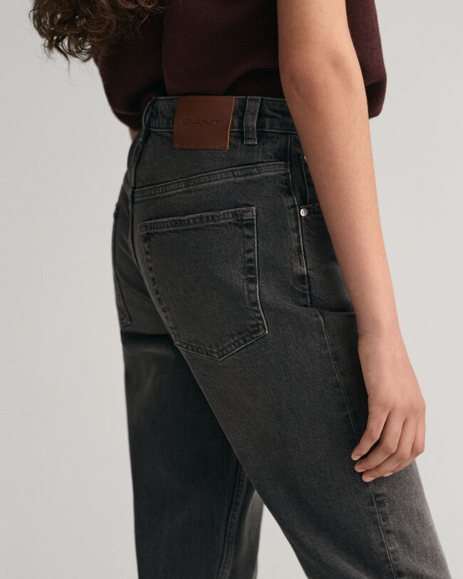 Jeans met iets kortere, rechte pijp