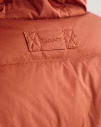 Glanzend gewatteerd jack