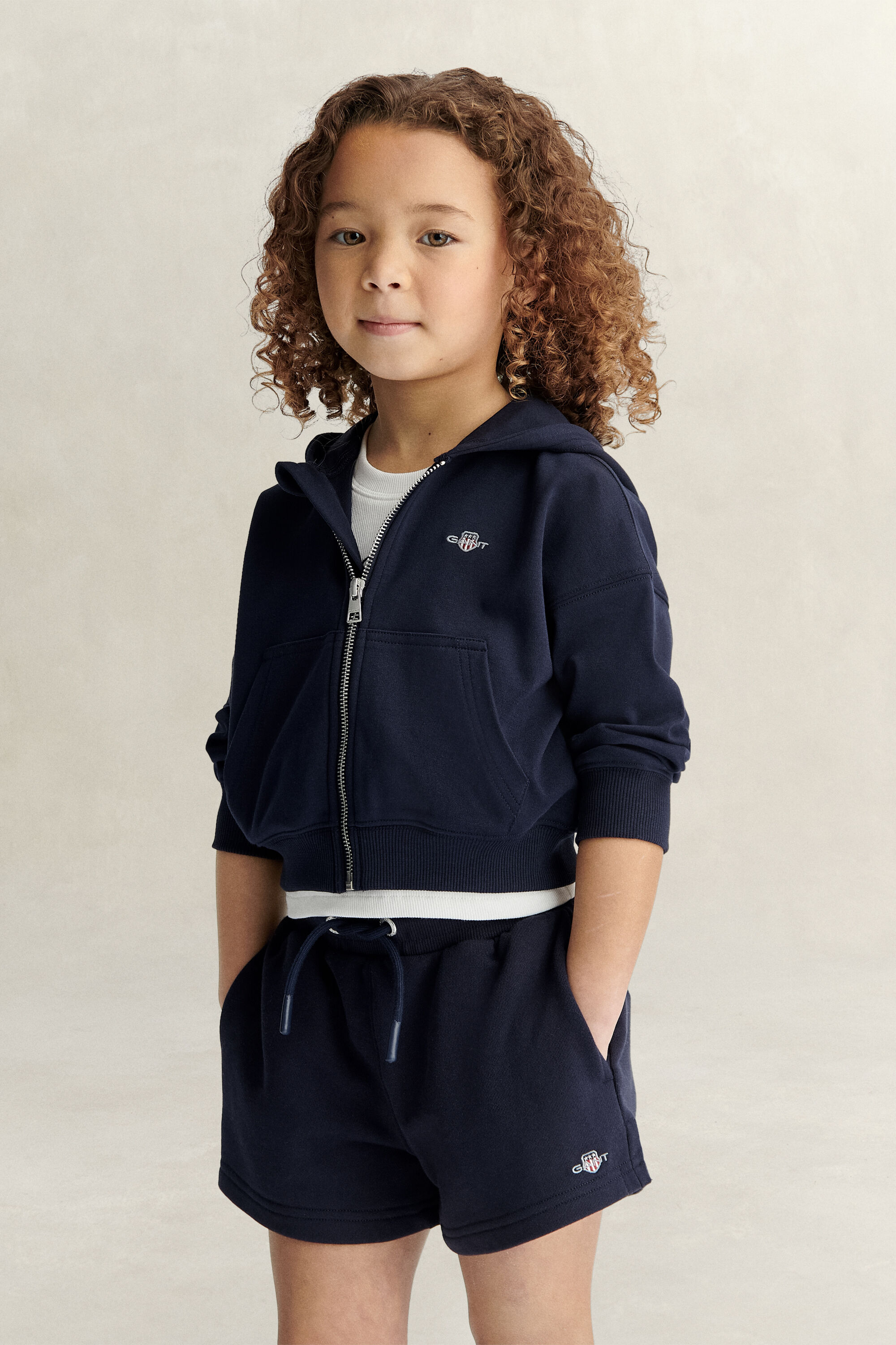 Girls cropped Shield hoodie met ritssluiting