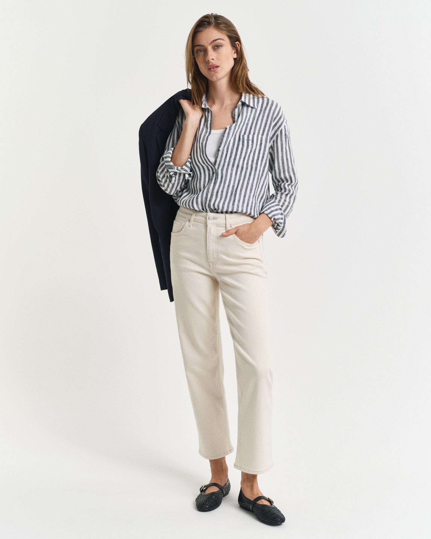 Straight Leg ecru jeans