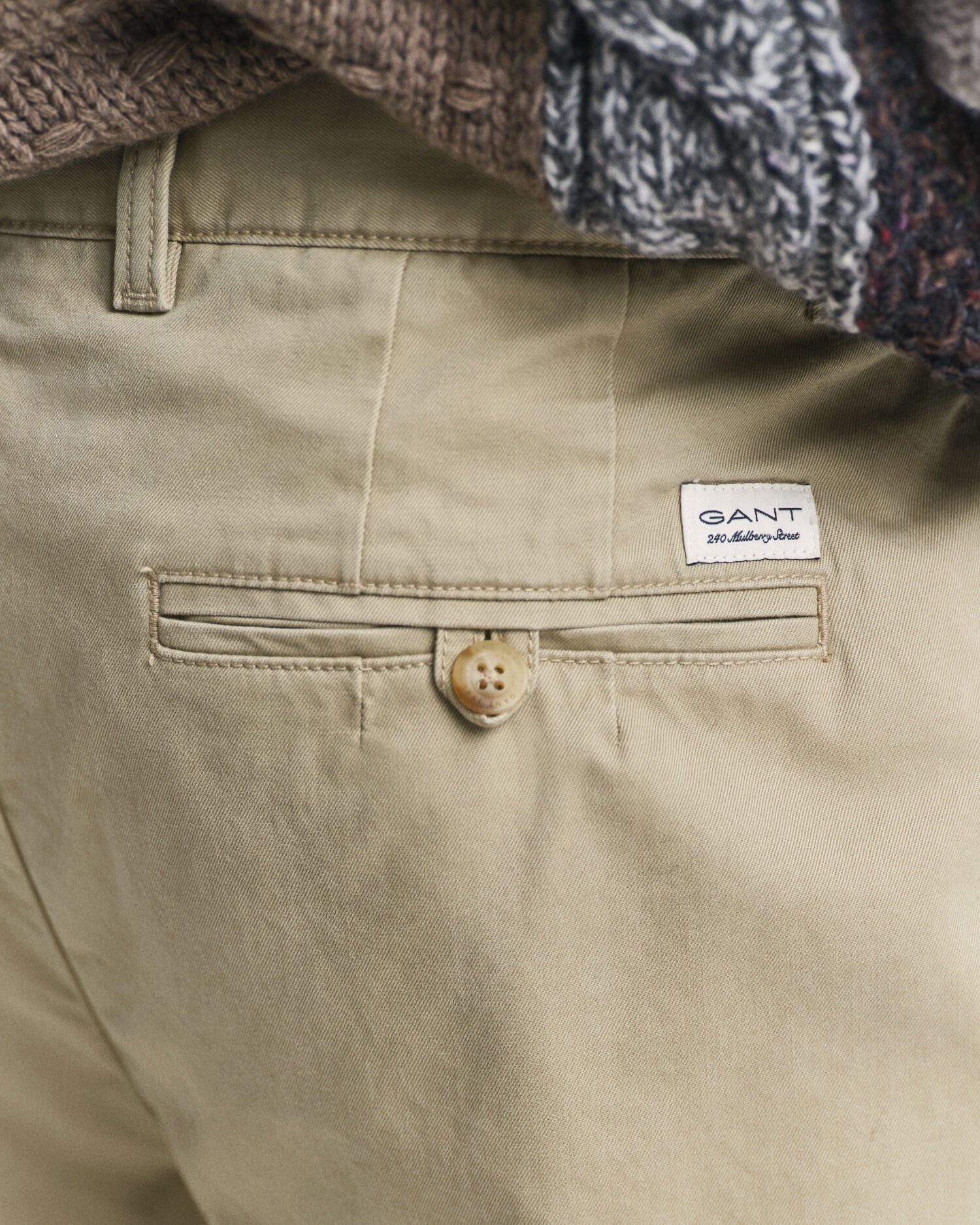 Relaxed Fit chino van katoenkeper