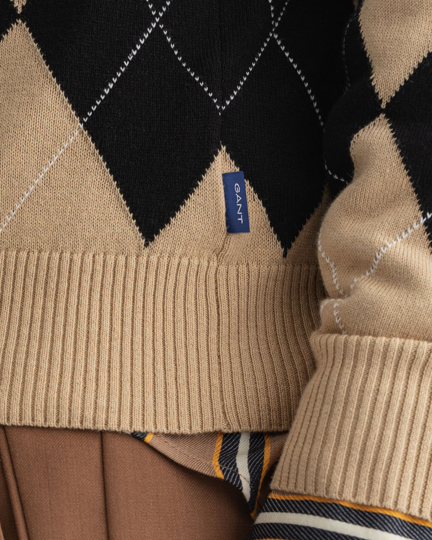 Argyle trui met V-hals