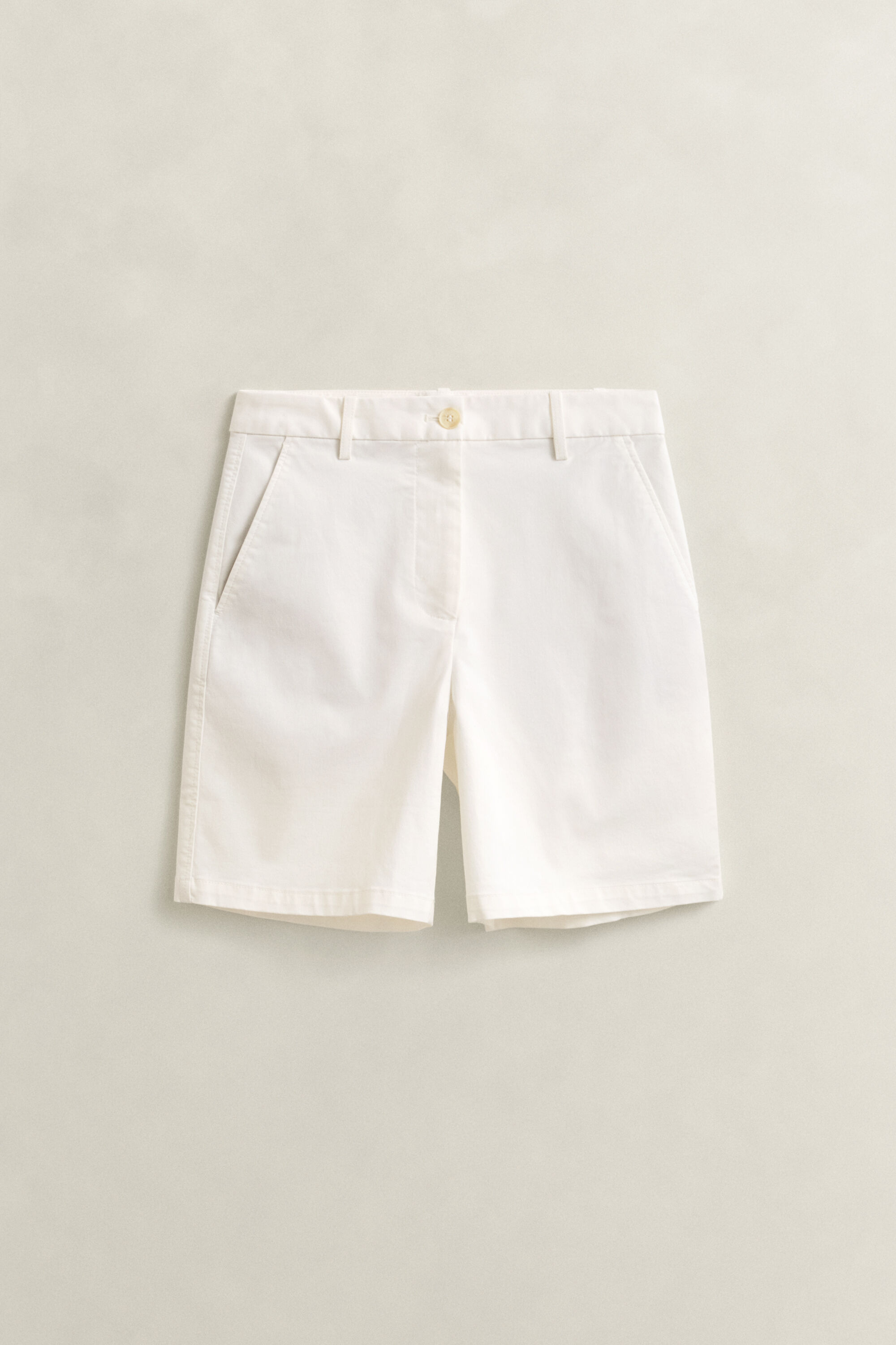 Chinoshort