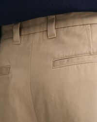Wide Straight Fit chino