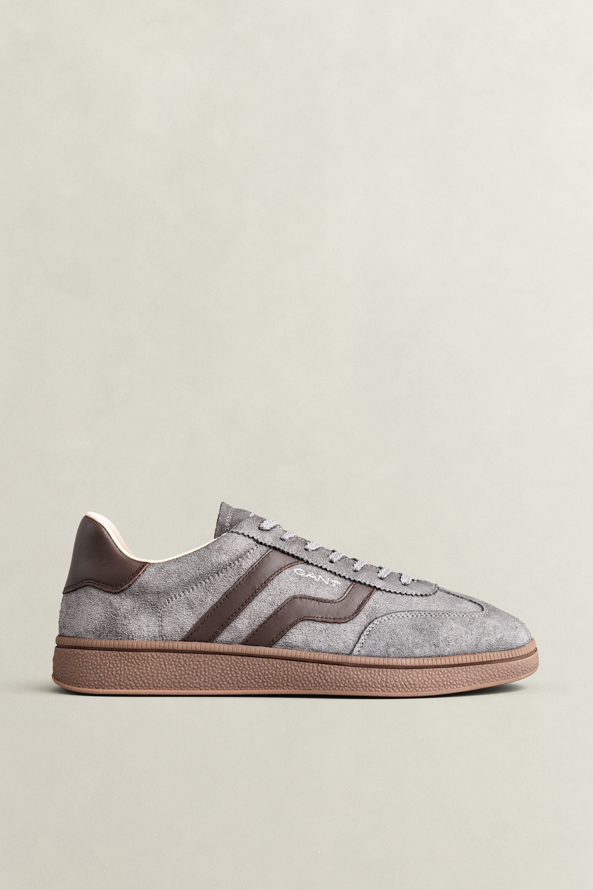 Cuzmo suède sneakers