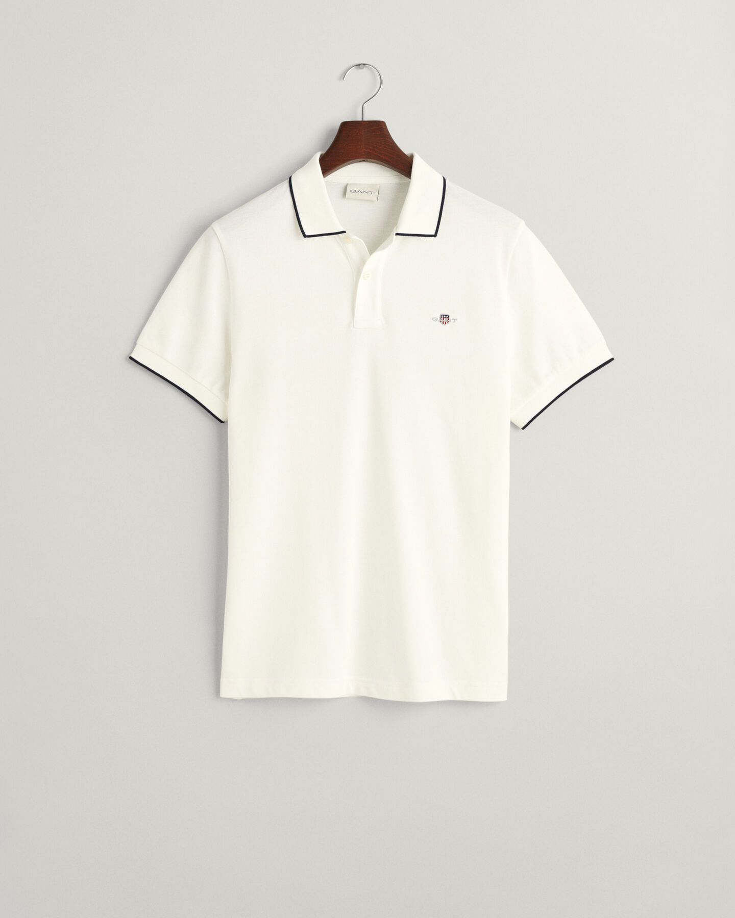 Piqu&eacute; poloshirt met omkaderd randje