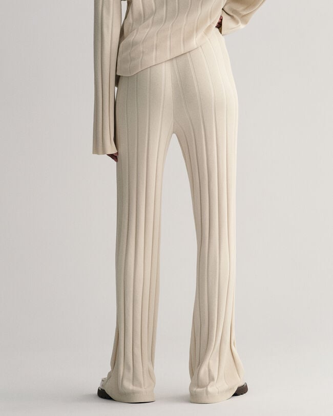 Ribgebreide broek