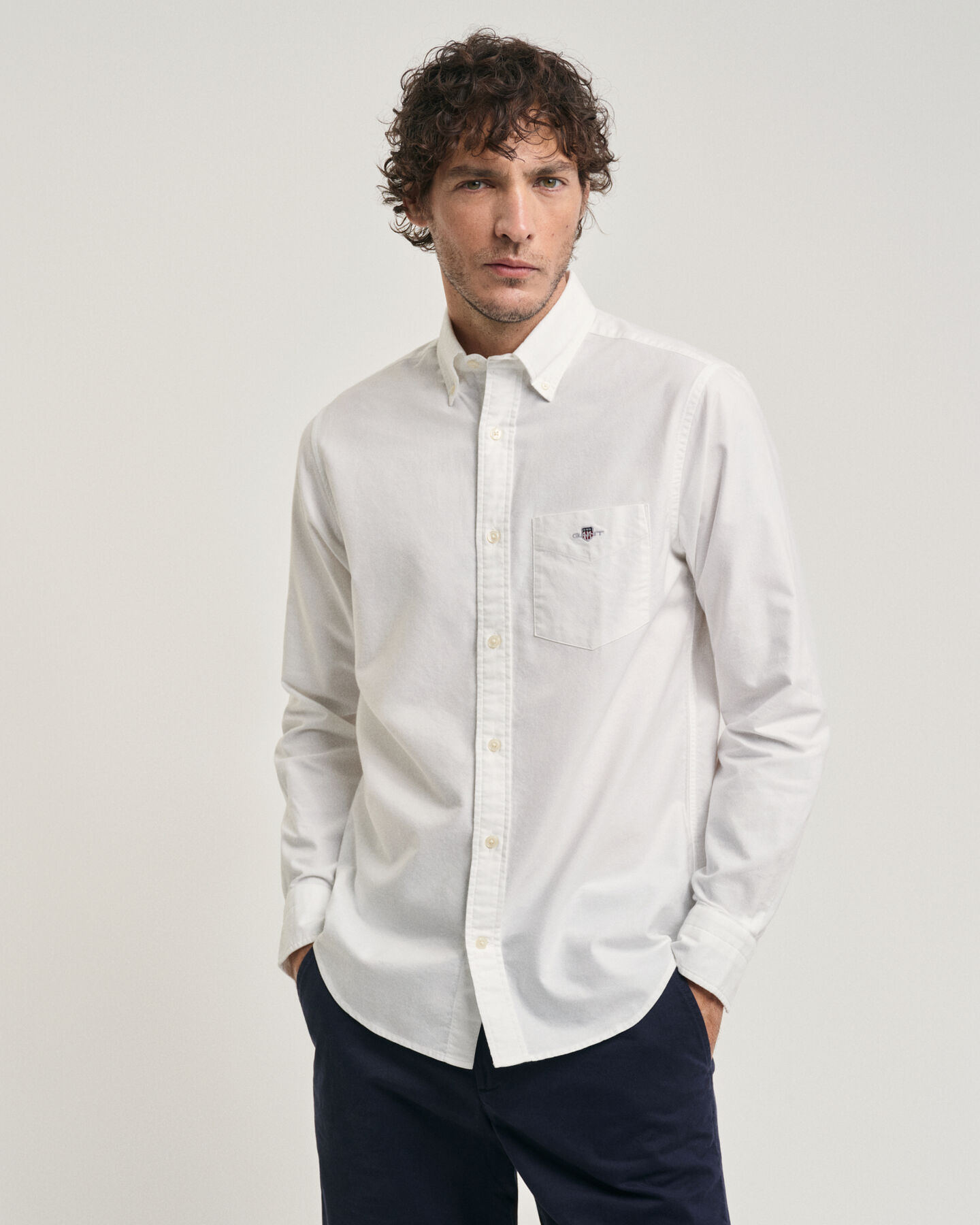 Seasonal Essential Regular Fit Archive Shield Oxford-overhemd