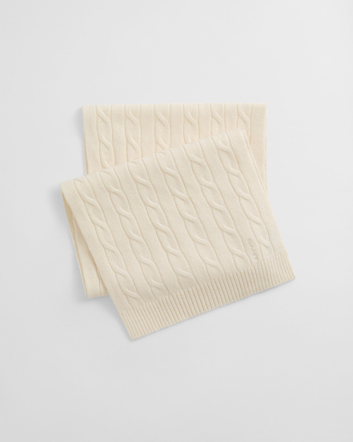 Kabelgebreide wollen sjaal