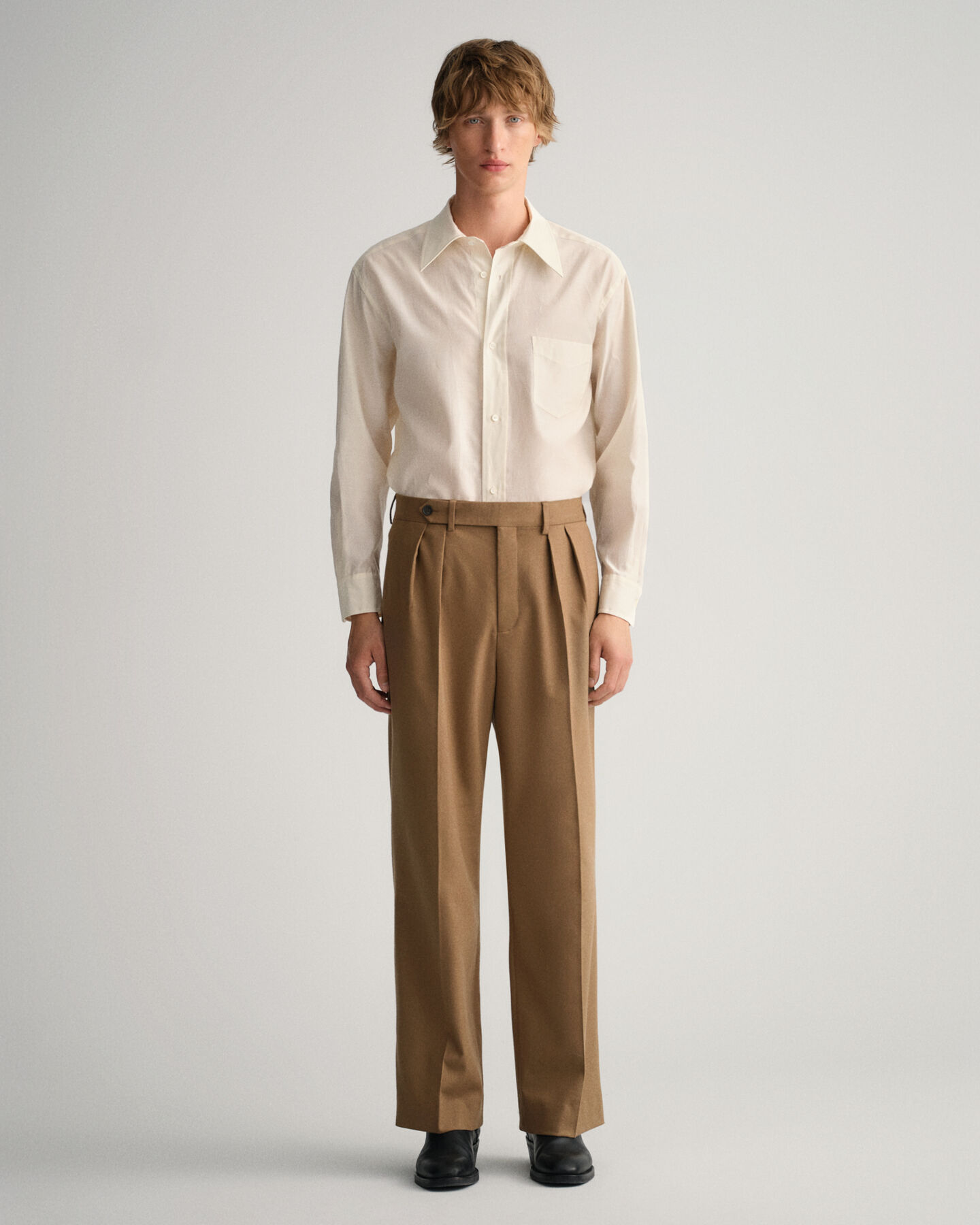 Flanellen kostuumbroek met wijde pijpen