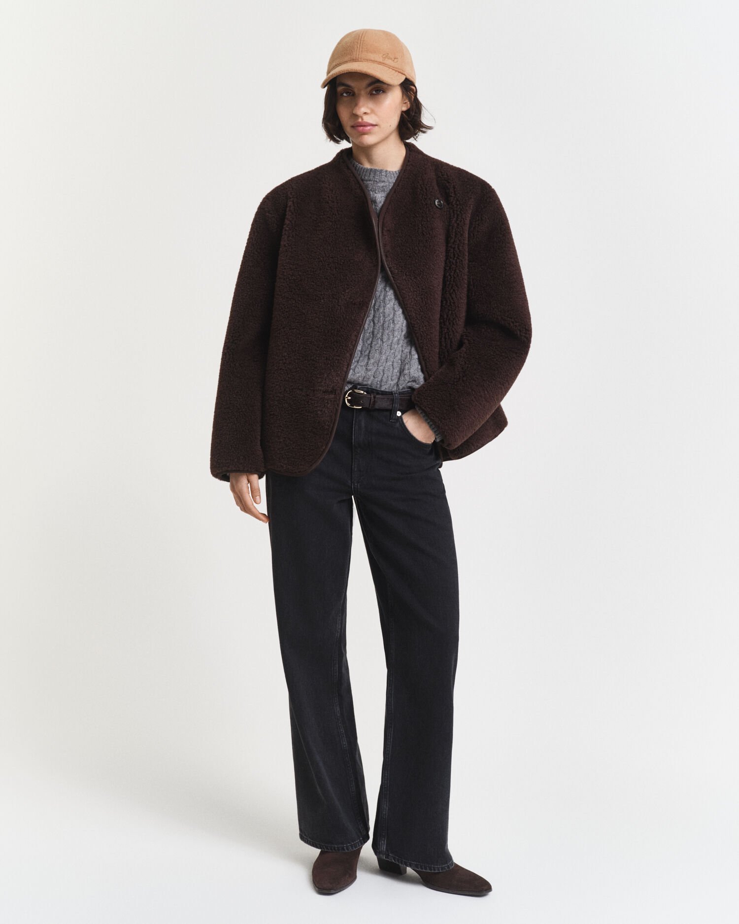 Gebreide kabeltrui met ronde hals van kasjmier