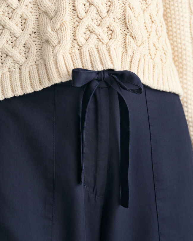 Relaxed Fit broek met strikceintuur