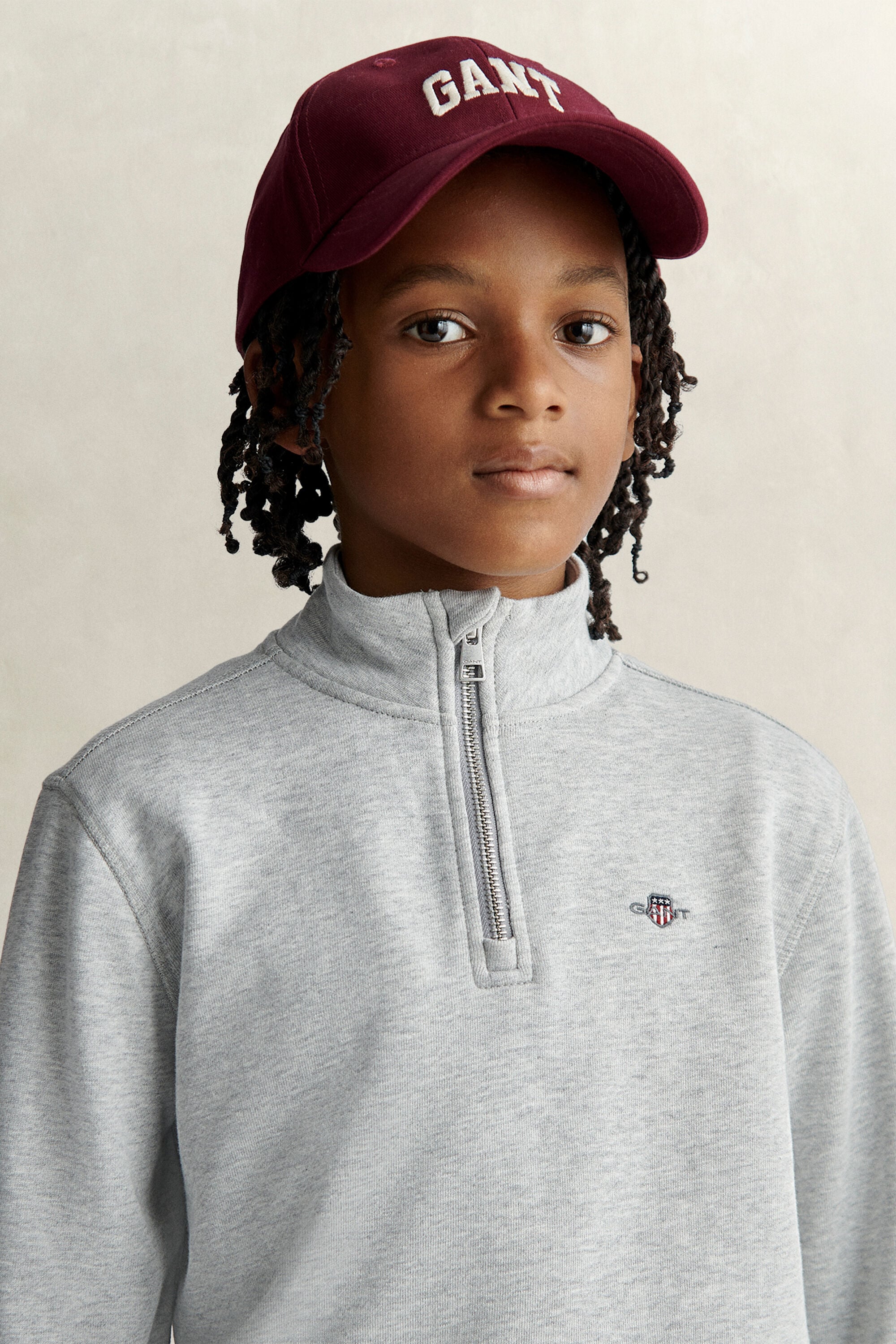 Sweatshirt met korte rits en schild voor tienerjongens