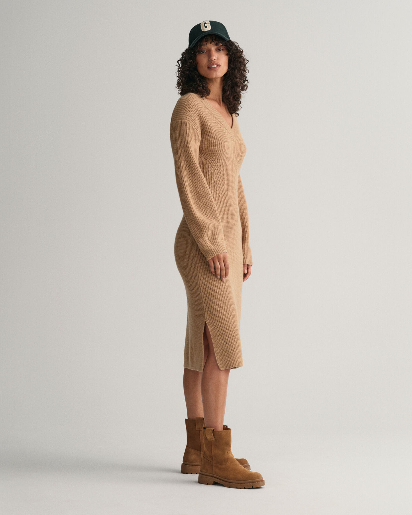 Wollen V-halsjurk met ribbels