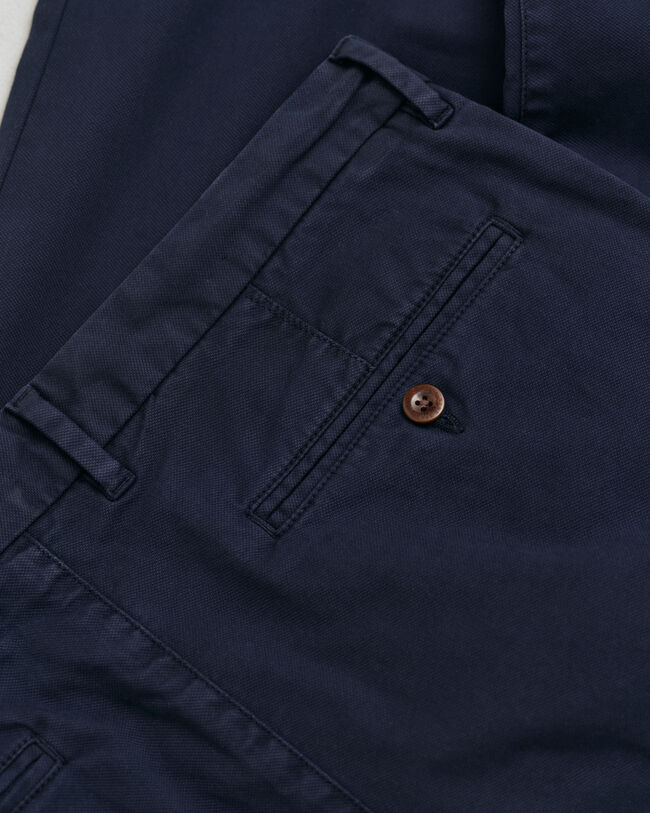 Slim Fit Dobby Structured chino