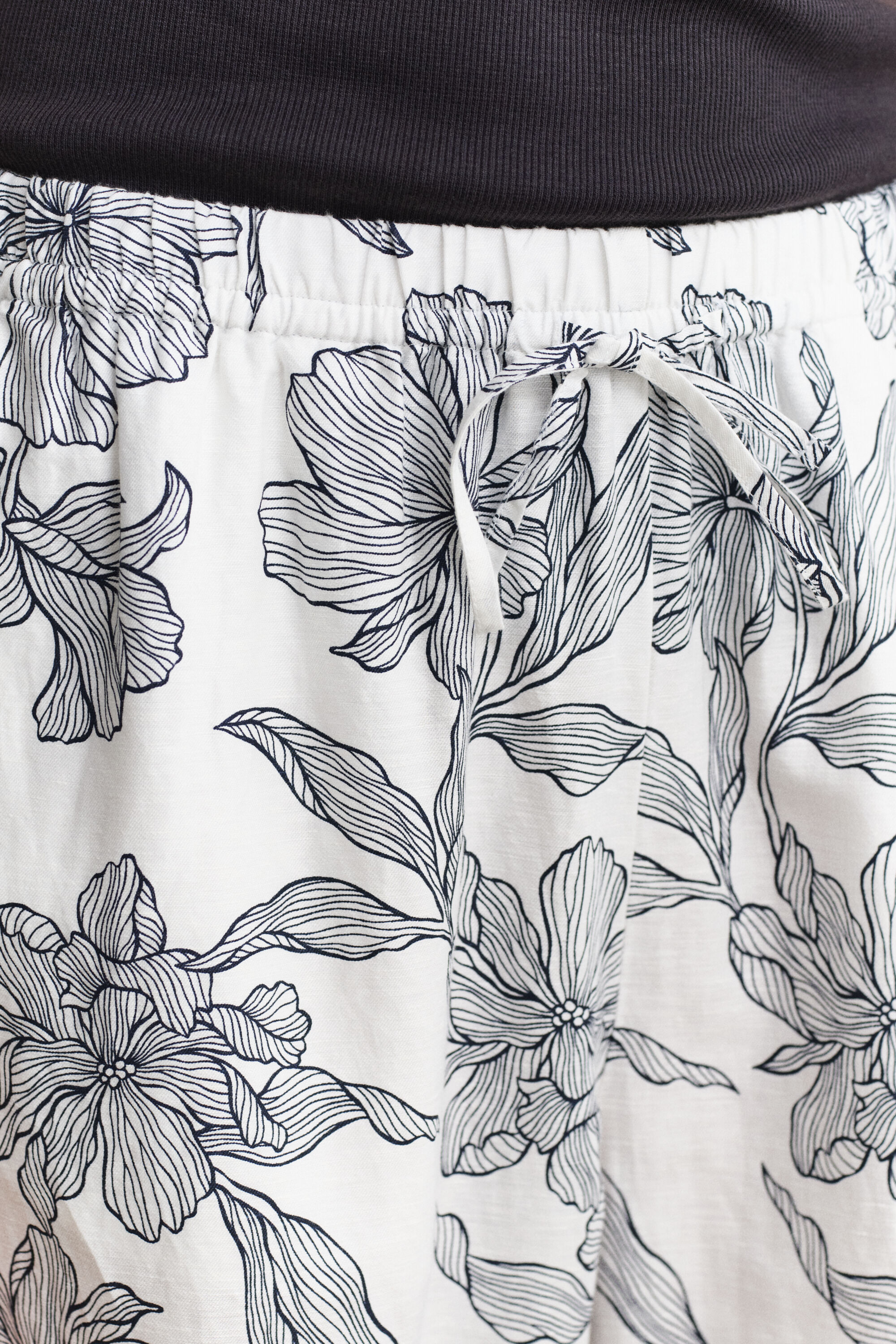 Gebloemde linnen broek