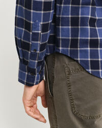 Regular Fit overhemd met ruit en visgraatstructuur