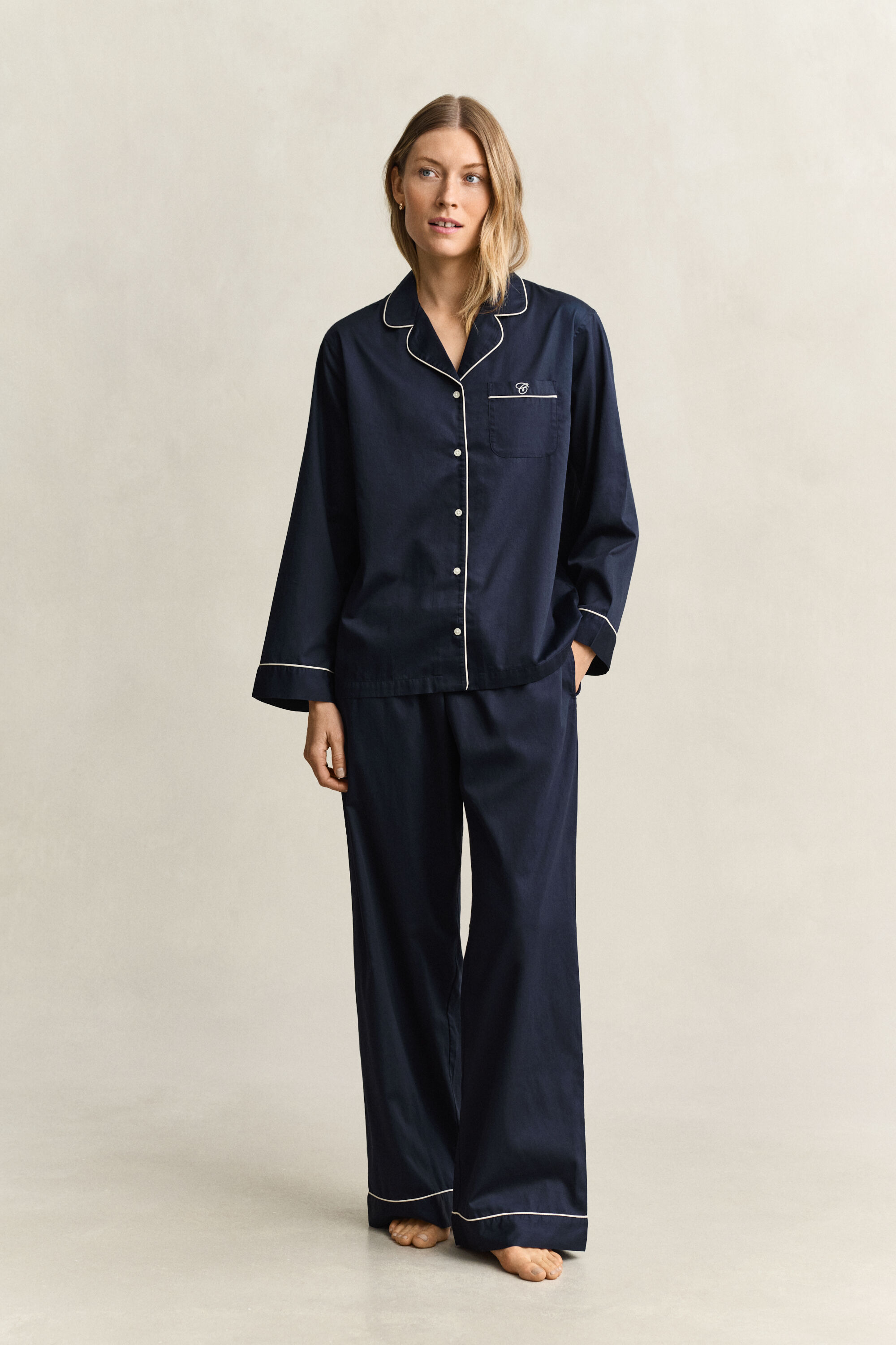 Satijnen pyjama